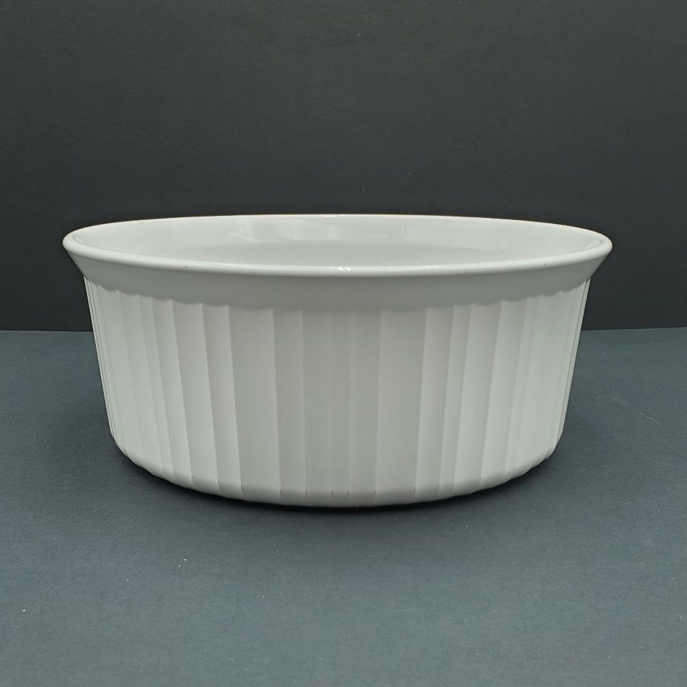 Corningware White Ribbed 2.5 Quart Casserole Baking Dish Corning Serving Bowl